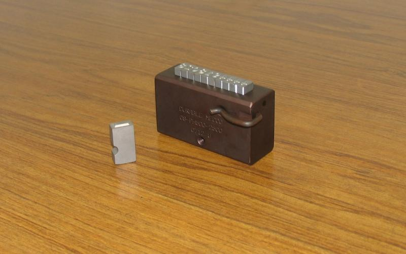 M-E-Conomy Slotted Press Holder can used with heavy duty slotted type, is made from special tool steel, and is up to 5" long.
