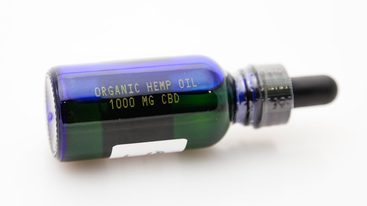 Hemp oil Bottle Marked by Jetstamp